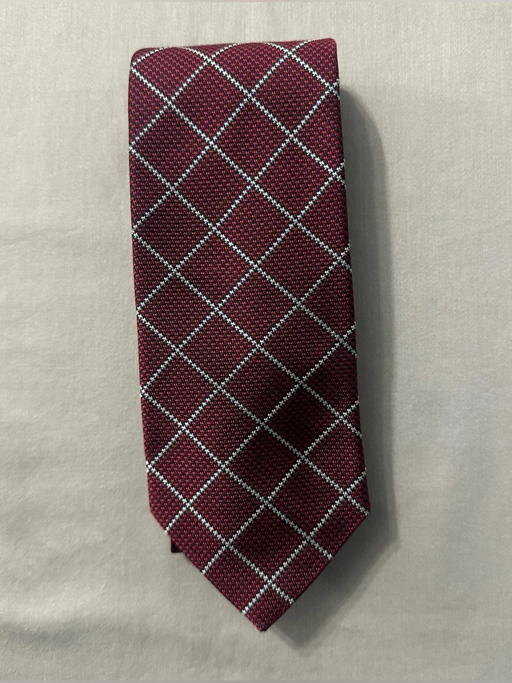Brooks Brothers 346 Mens Necktie Pure Silk Burgundy Red Silver Plaid USA Made